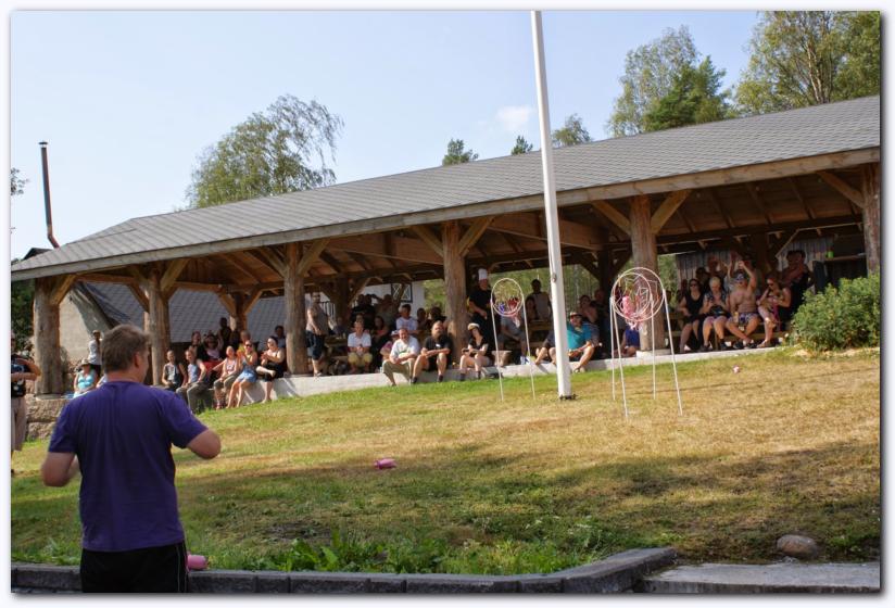 802x537 pixels (80K)